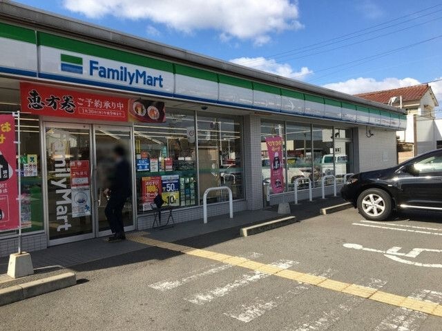 ファミリーマート和歌山大浦西浜店