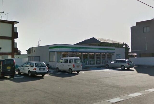 ファミリーマート和歌山湊一丁目店