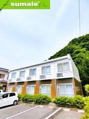 写真:レオパレス名草山の外観