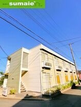 レオパレスグレイスの外観