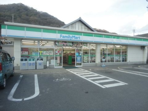 写真:ファミリーマート 笠岡中央店