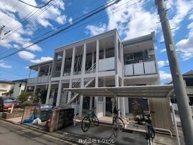 レオパレスライスワンの外観