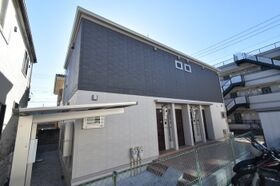 メタルラグーンの外観