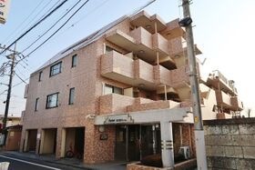 日神パレステージ福生の外観
