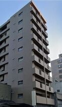 BOND BLD.の外観