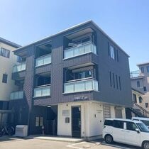 ウムヴェルトビルの外観