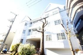 MAPLECOURTの外観