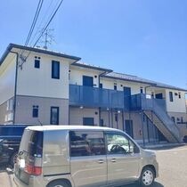 アヴァンティ東本浦の外観