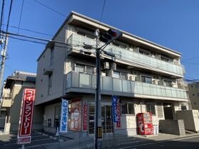 東雲MEビルの外観