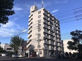 プライム出島の外観