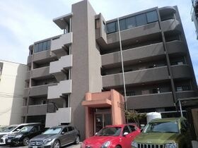 第1柴田マンションの外観