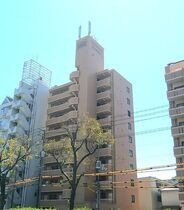 ライオンズマンション西霞町第2の外観