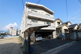 サンハイツ正路の外観