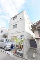 大原マンションの外観