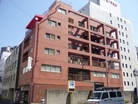 新見ビルの外観