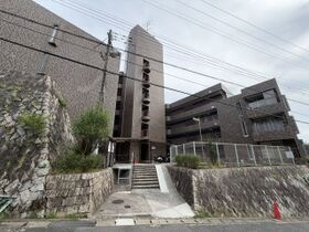 ライオンズマンション広島の外観