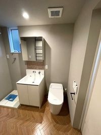 コンパクトで使いやすいトイレです