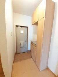 明るい玄関です