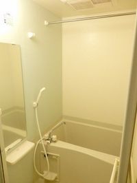 ゆったり過ごせるお風呂です