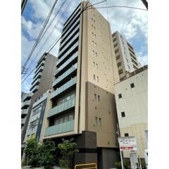 写真:クアトロアルカ九段の外観