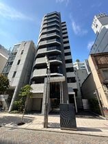 クロスレジデンス神田神保町の外観