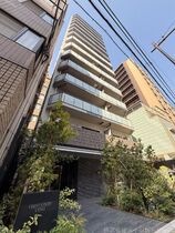 クレストコート上野の外観