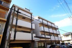 久都内マンションの外観