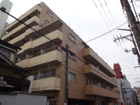 ウィンディア本川の外観