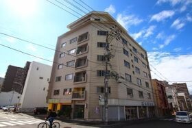 内藤ビルの外観