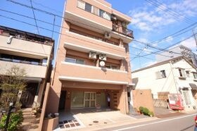 Fビルの外観
