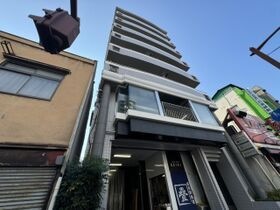 クヴェレセイキビルの外観
