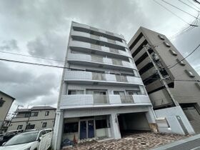 エトワール観音の外観