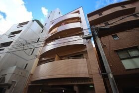 第5山縣ビルの外観