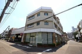 向井ビルの外観
