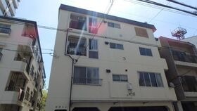 西原ビルの外観