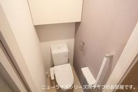 コンパクトで使いやすいトイレです