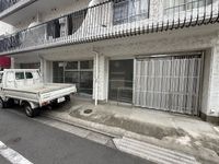 落ち着いたエントランスです