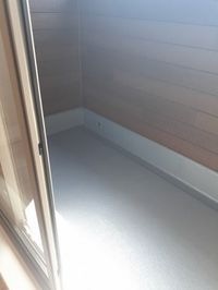 落ち着いた時間を過ごせるバルコニーです