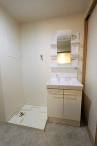 コンパクトで使いやすい洗面所
