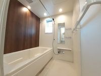 コンパクトで使いやすいお風呂です