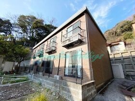 プレジール東逸見の外観