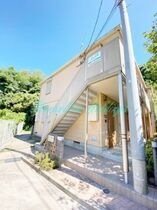 プレディオYOKOSUKAの外観