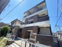 駅まで平坦徒歩7分の好立地♪