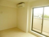 落ち着いて過ごせるお部屋です♪