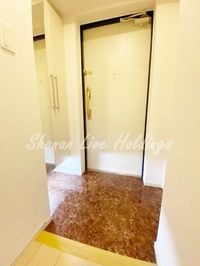 大型シューズボックス付き
