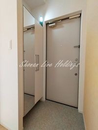 大型シューズボックス付玄関