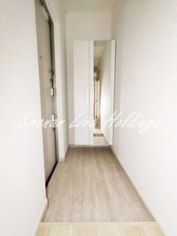 広々玄関・姿見付き