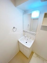 人気の独立洗面台