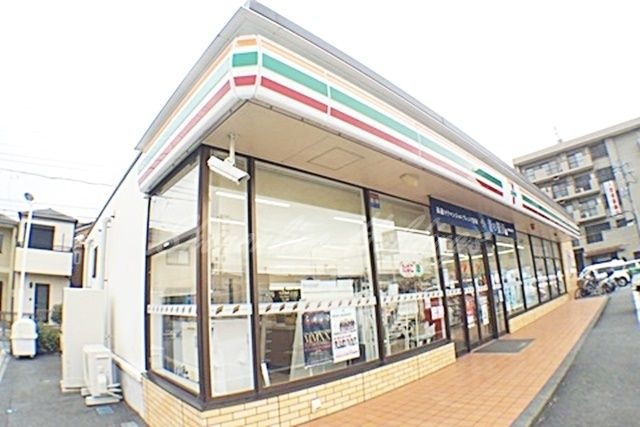 セブンイレブン 横浜六浦1丁目店