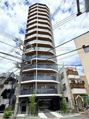 写真:アジールコート町屋の外観